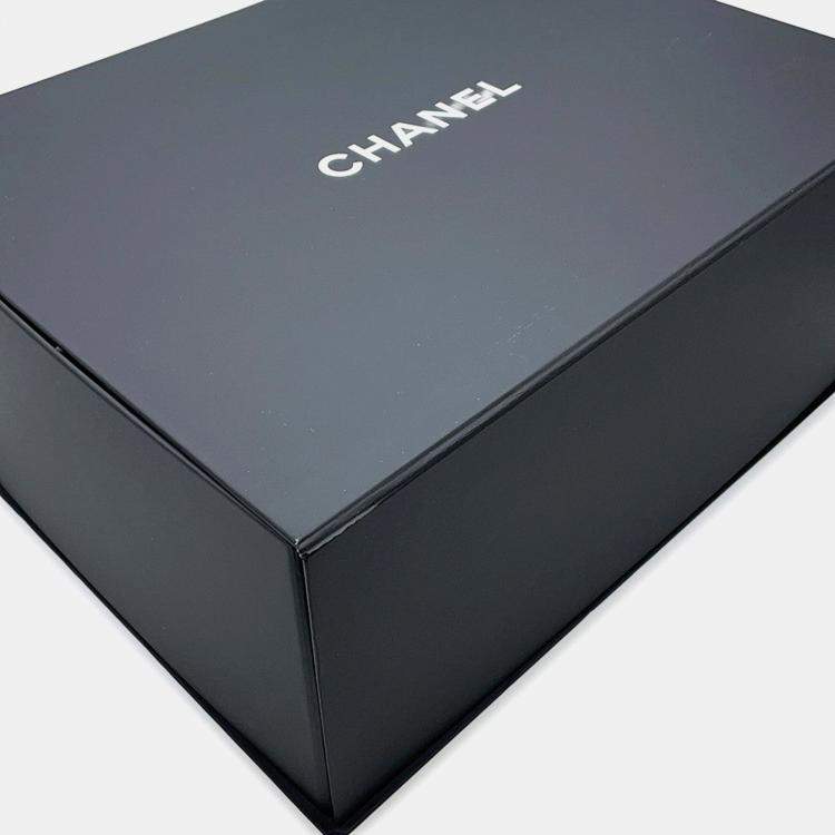 Pre Owned Chanel Coco Handle White Caviar Leather Size 29