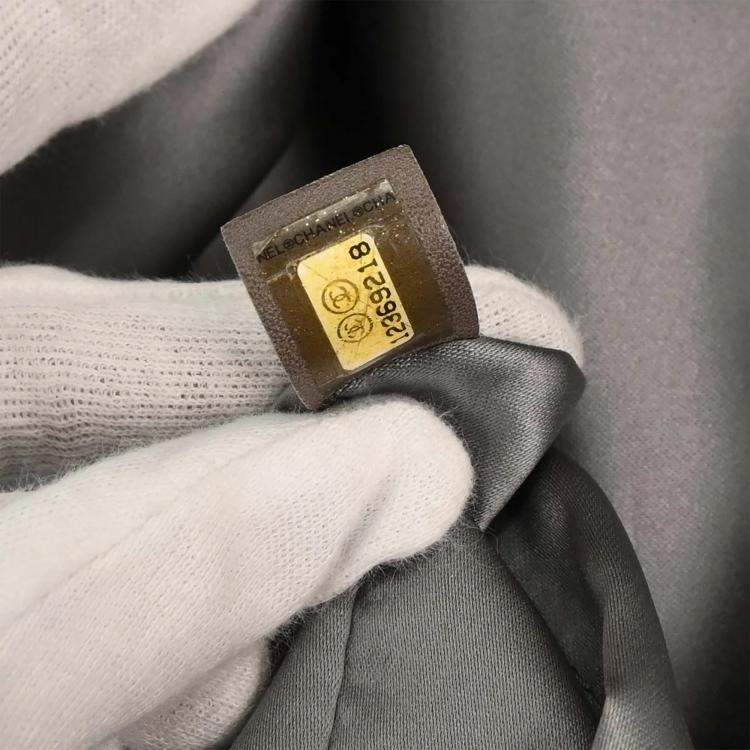 Pre Owned Chanel Black Lambskin Mademoiselle Lock Handbag