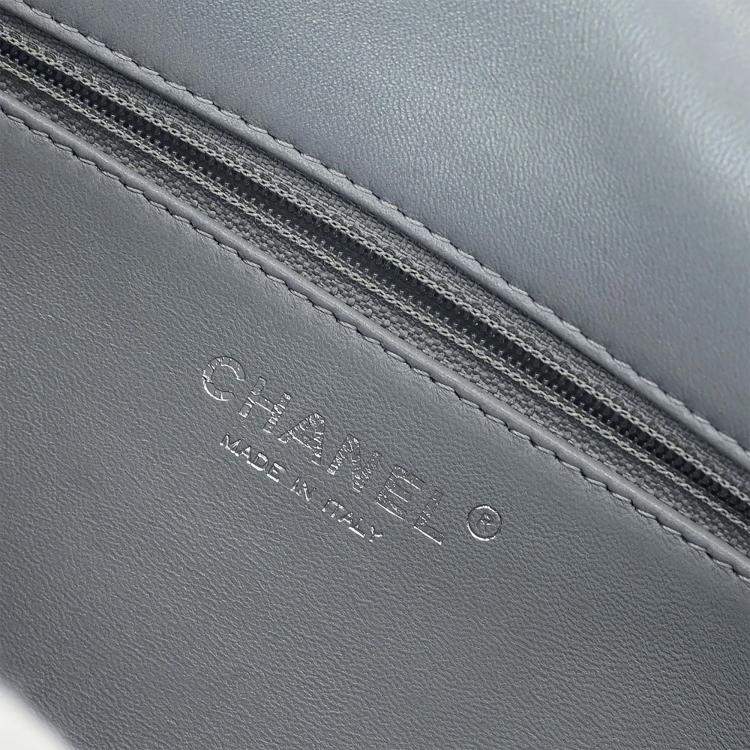 مملوكة مسبقًا Chanel Light Blue Wool No.5 Turnlock Full Flap Shoulder Bag