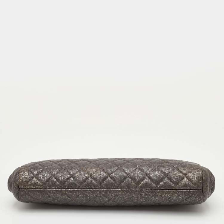 Pre Owned Chanel In Story Grey Quilted Caviar Leather Clutch