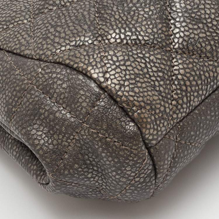 Pre Owned Chanel In Story Grey Quilted Caviar Leather Clutch