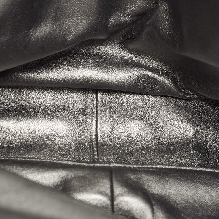 Pre Owned Chanel Reissue 2.55 Classic 228 Flap Metallic Quilted Leather Bag