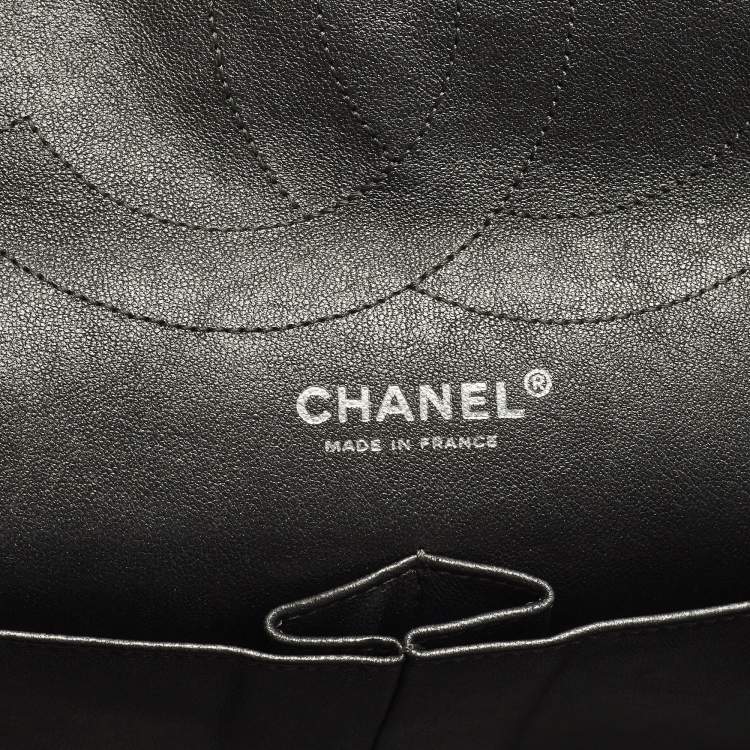 Pre Owned Chanel Reissue 2.55 Classic 228 Flap Metallic Quilted Leather Bag