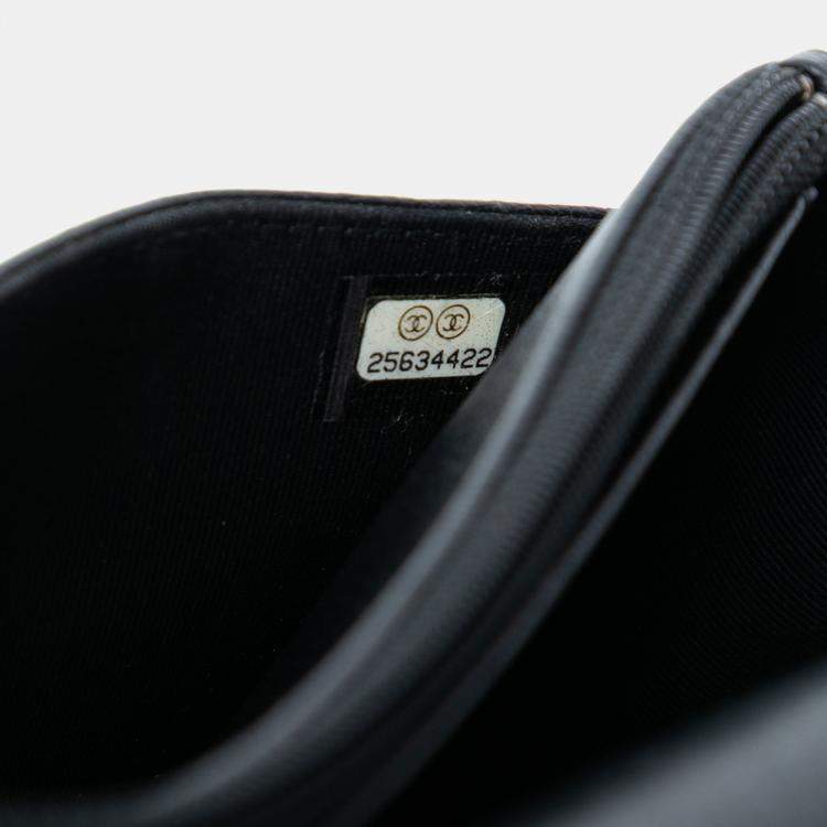 مملوكة مسبقًا Chanel Black CC Quilted Patent Aged Calfskin Gabrielle Wallet On Chain