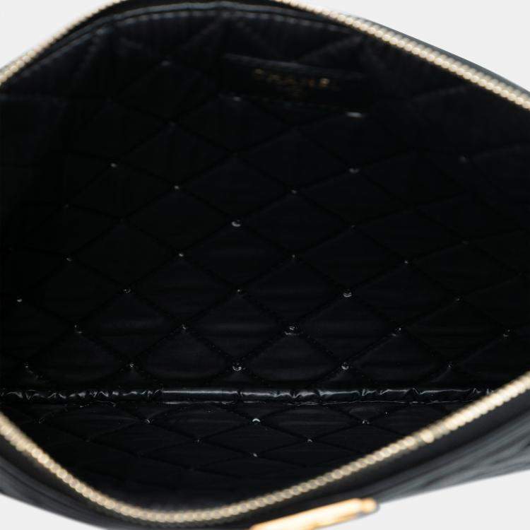 Pre Owned Chanel Black Medium Quilted Caviar Boy O Case Clutch