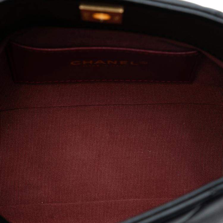 Pre Owned Chanel Black CC Quilted Lambskin Chain Shoulder Bag