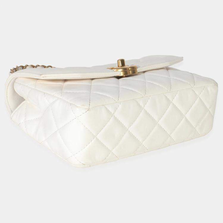 Pre Owned Chanel White Quilted Lambskin Small CC Flap Bag