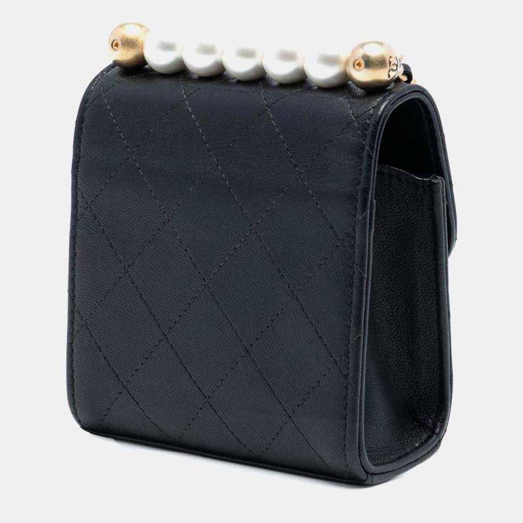 Pre Owned Chanel Black Mini Goatskin Chic Pearls Clutch On Chain