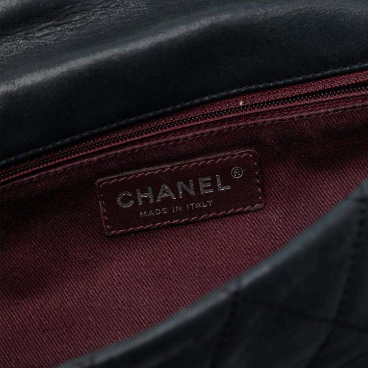 Pre Owned Chanel Black Medium Iridescent Calfskin In The Mix Flap