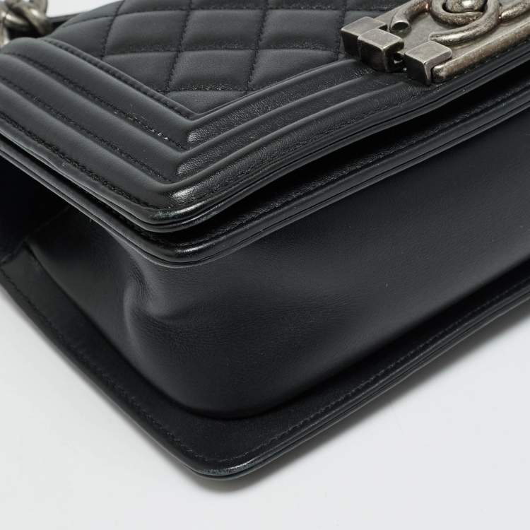 Pre Owned Chanel Boy Small Black Quilted Leather Flap Bag