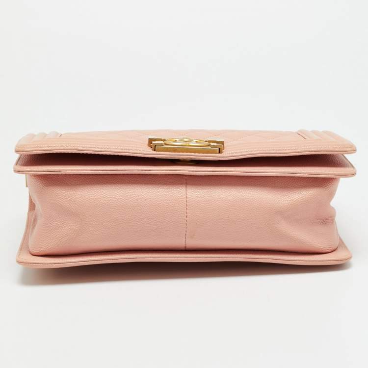 مملوكة مسبقًا Chanel Boy Medium Pink Quilted Caviar Leather Flap Bag