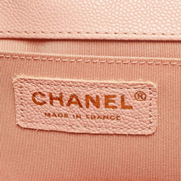 مملوكة مسبقًا Chanel Boy Medium Pink Quilted Caviar Leather Flap Bag