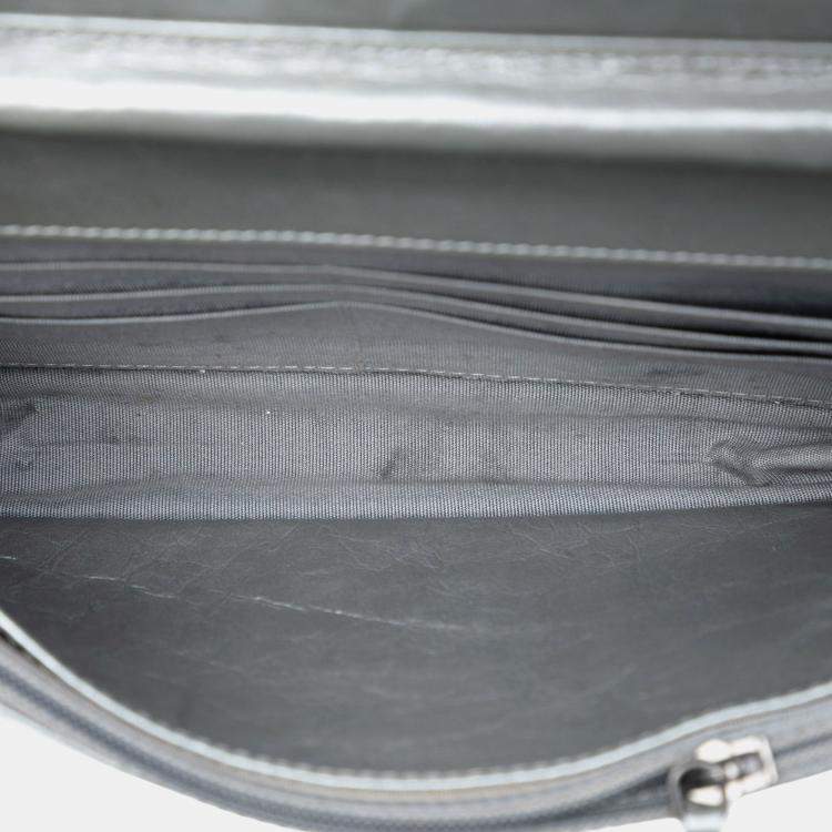 Pre Owned Chanel Silver Quilted Crinkled Metallic Calfskin Boy Piped Wallet On Chain