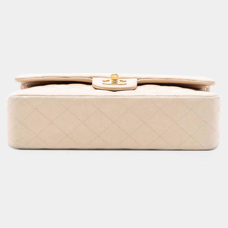 مملوكة مسبقًا Chanel Brown Medium Classic Lambskin Double Flap