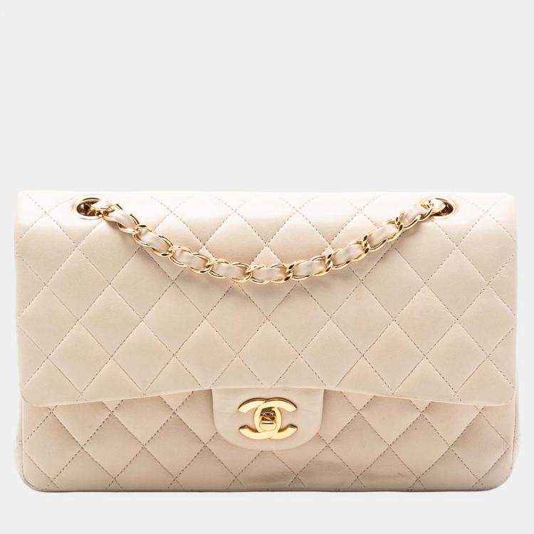 مملوكة مسبقًا Chanel Brown Medium Classic Lambskin Double Flap