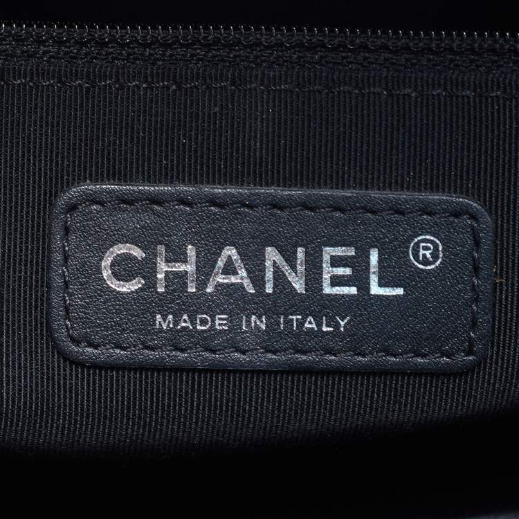 Pre Owned Chanel Boy Large Black Quilted Patent Leather Shopper Tote