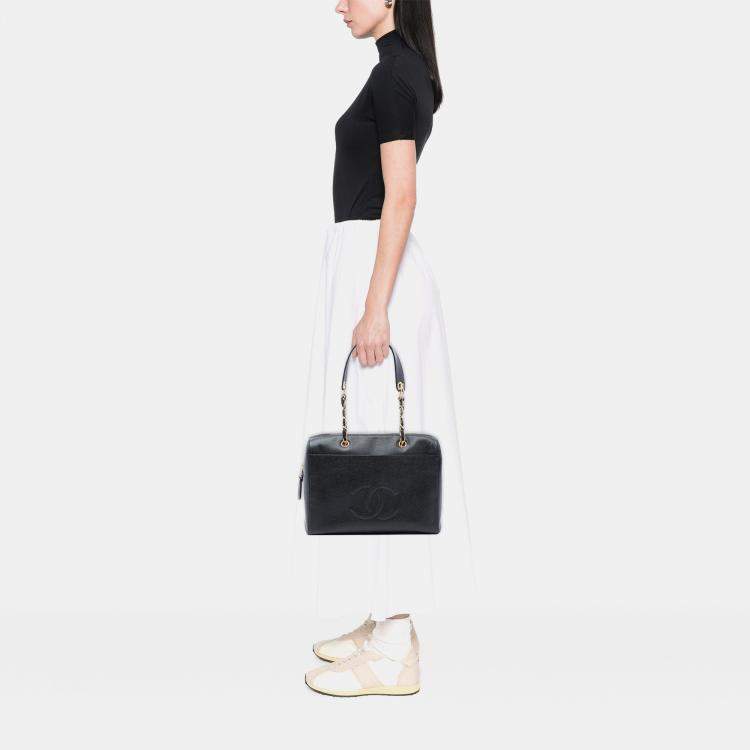 Pre Owned Chanel Black CC Caviar Shoulder Bag