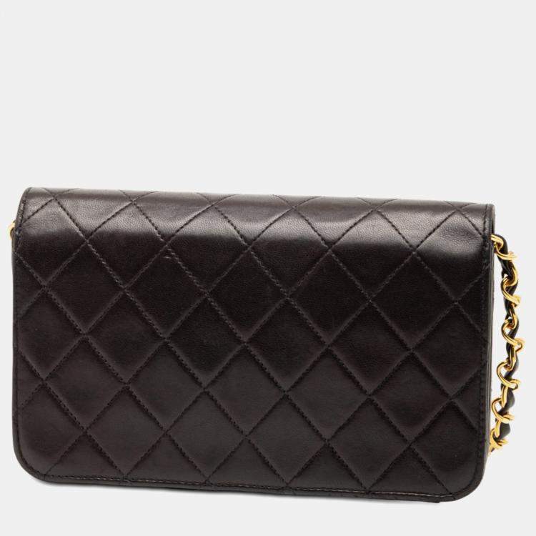 Pre Owned Chanel Black CC Quilted Lambskin Full Single Flap
