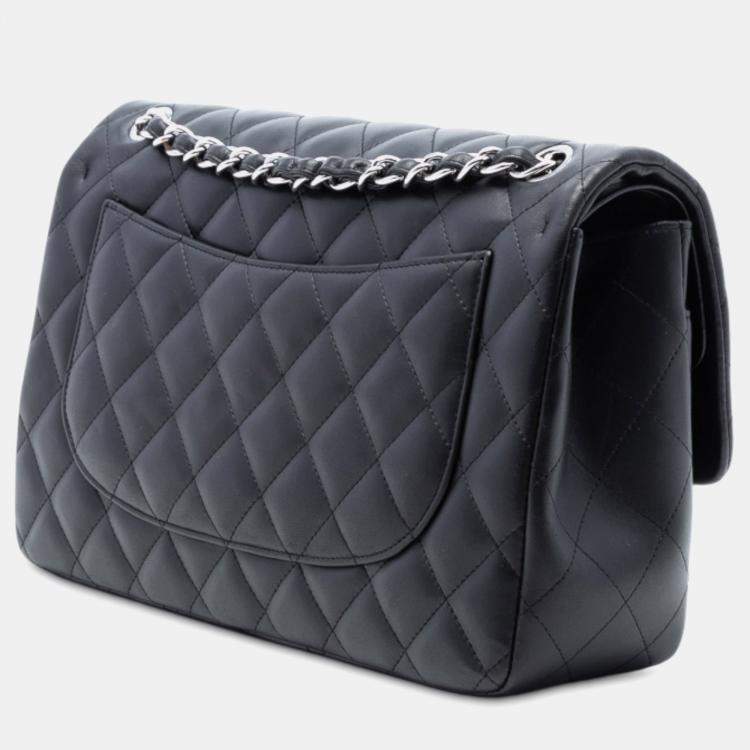 Pre Owned Chanel Black Jumbo Classic Lambskin Double Flap