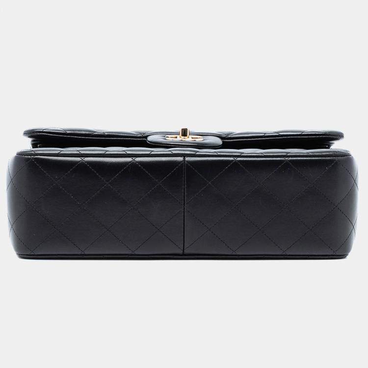 Pre Owned Chanel Black Jumbo Classic Lambskin Double Flap