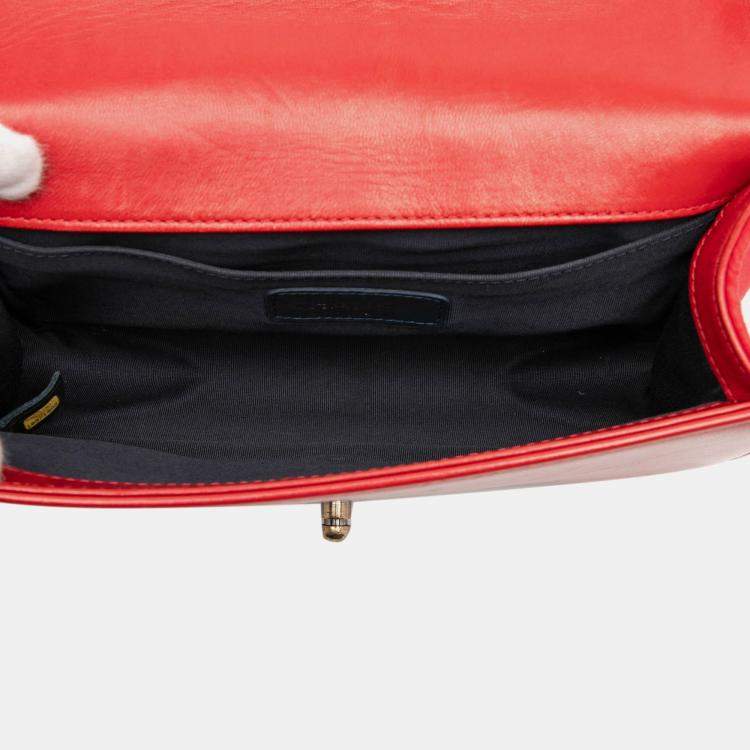 Pre Owned Chanel Red Old Medium Quilted Tweed and Velvet Boy Flap