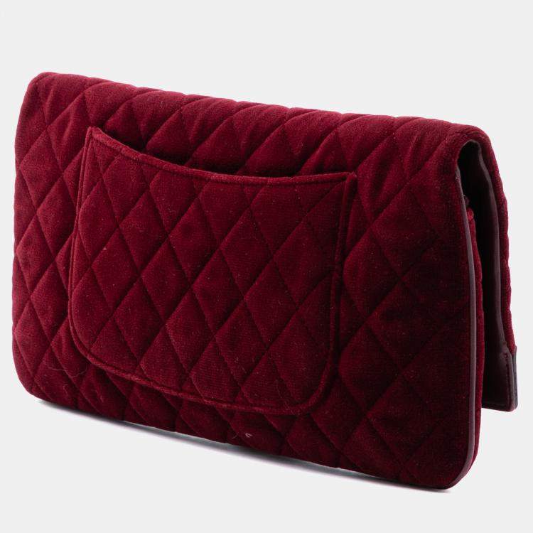 Pre Owned Chanel Red Quilted Velvet 31 Clutch