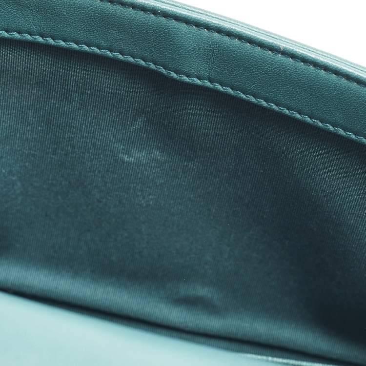 Pre Owned Chanel Paris-Cosmopolite Boy Flap Medium Green Chevron Velvet Bag