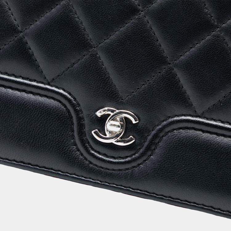 Pre Owned Chanel Black Red CC Quilted Lambskin Wallet On Chain