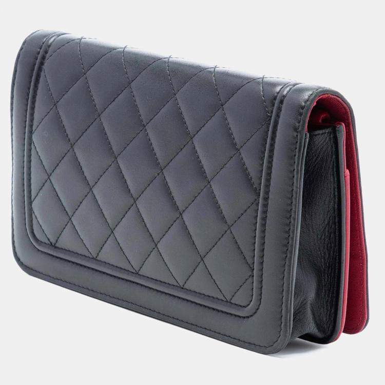 Pre Owned Chanel Black Red CC Quilted Lambskin Wallet On Chain