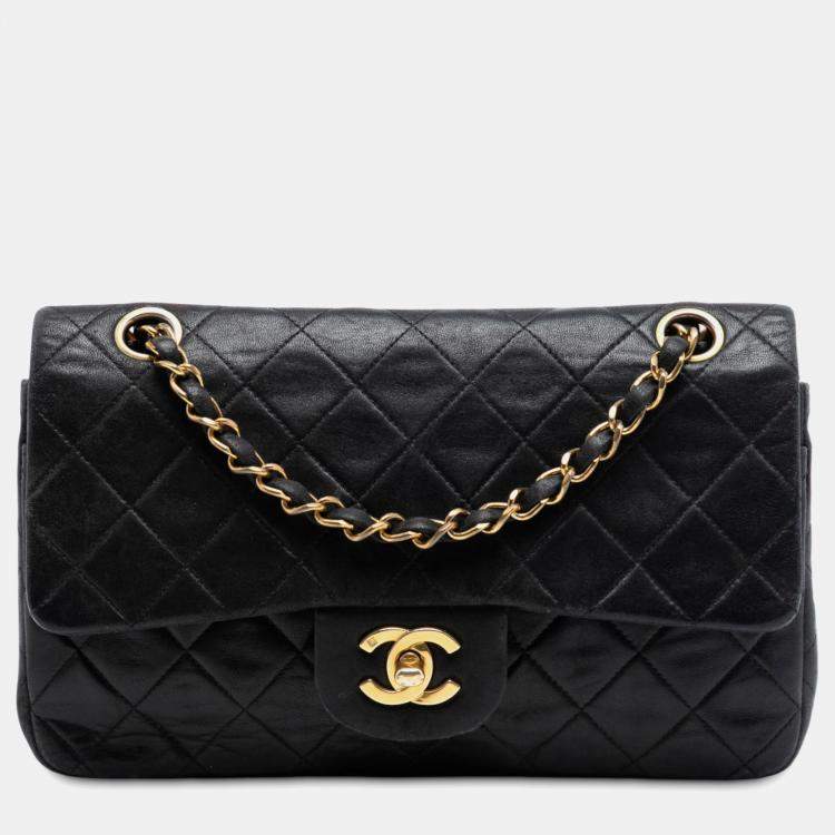 Pre Owned Chanel Black Medium Classic Lambskin Double Flap