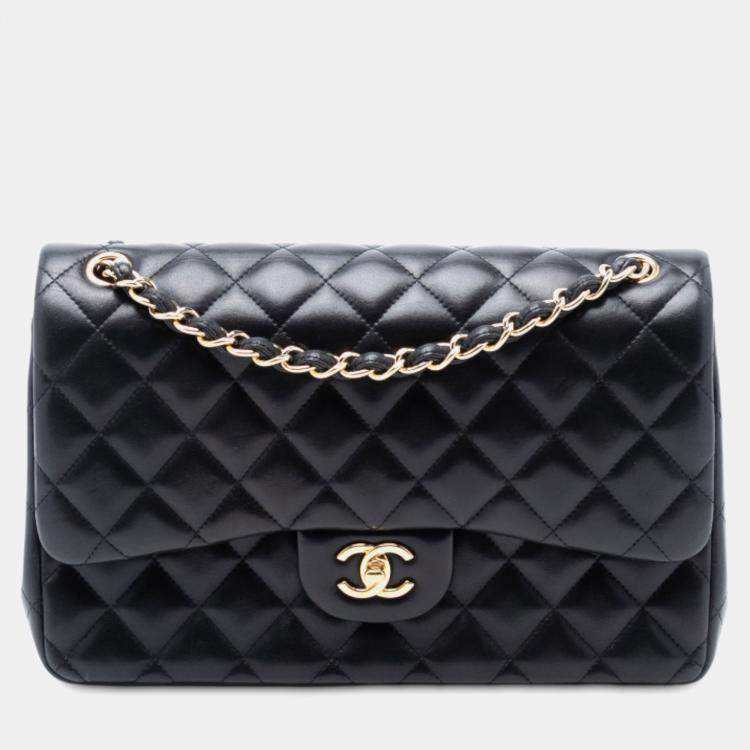 Pre Owned Chanel Black Jumbo Classic Lambskin Double Flap