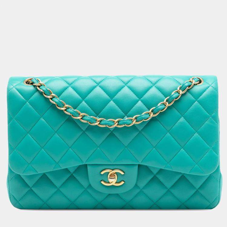 Pre Owned Chanel Green Jumbo Classic Lambskin Double Flap
