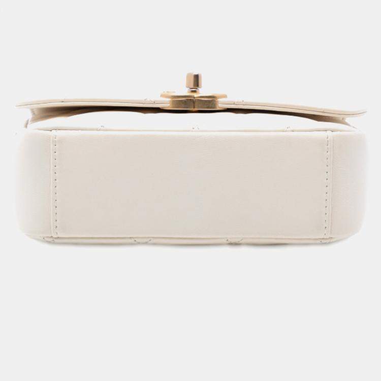 Pre Owned Chanel White Small Quilted Lambskin CC Coin Flap