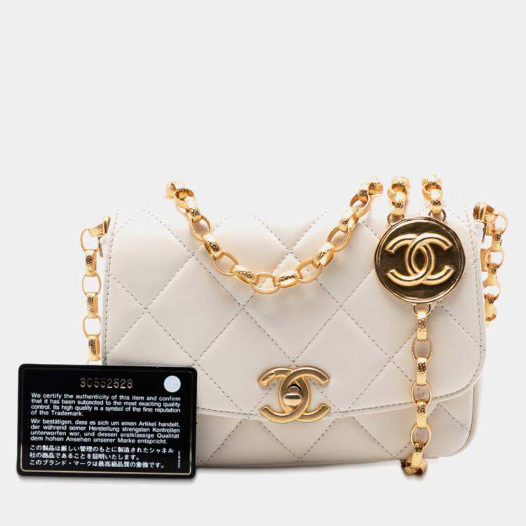Pre Owned Chanel White Small Quilted Lambskin CC Coin Flap