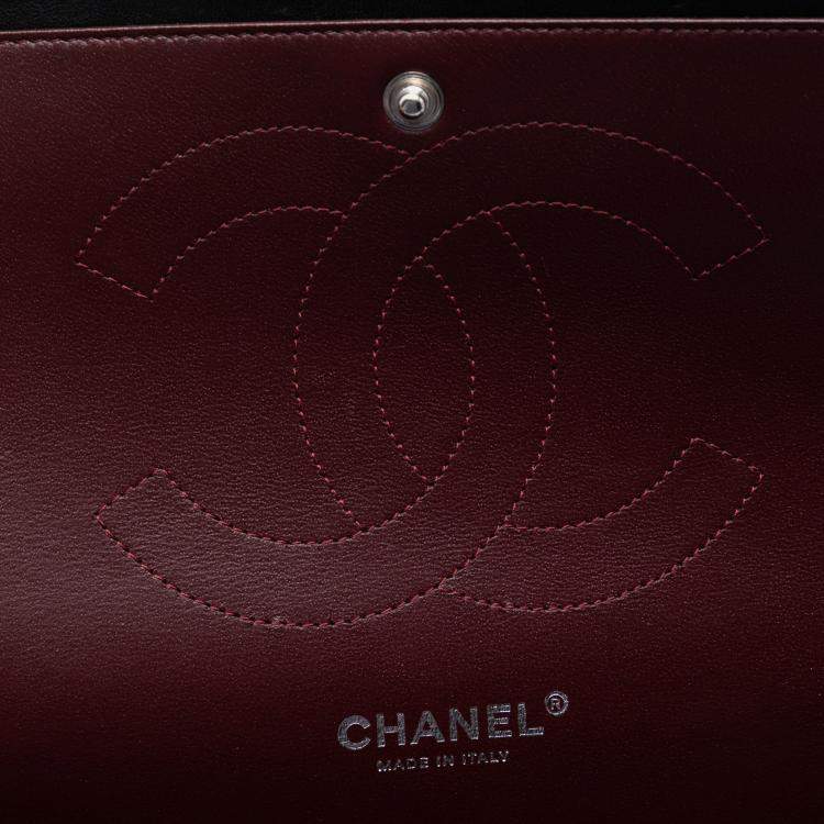Pre Owned Chanel Black Jumbo Classic Lambskin Double Flap
