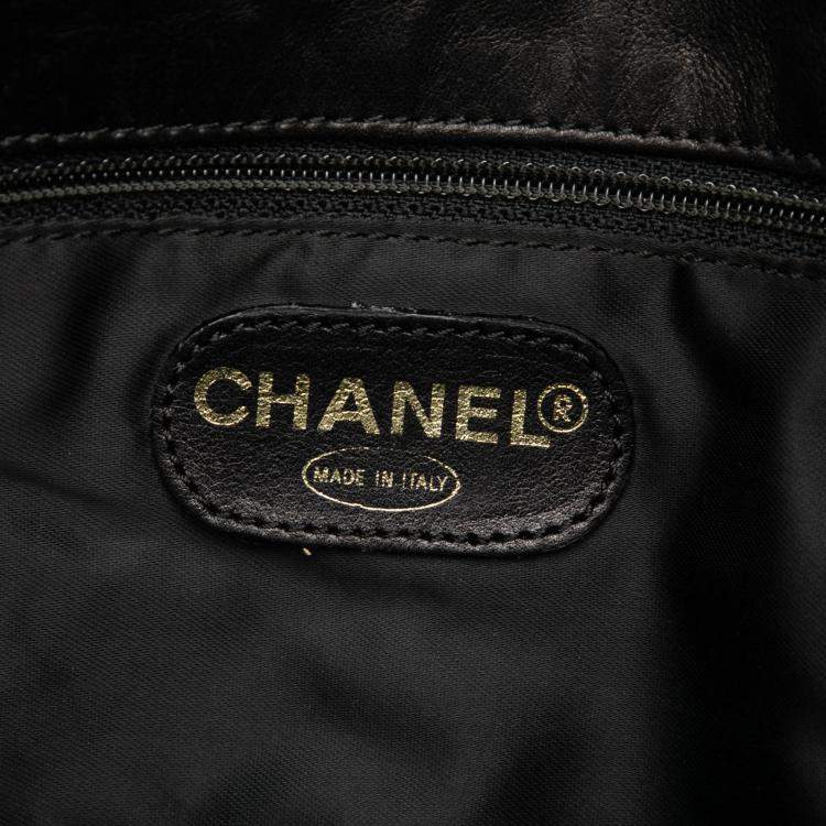 Pre Owned Chanel Black CC Lambskin Tassel Flap Messenger Bag