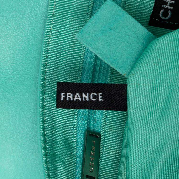 Pre Owned Chanel Blue Chocolate Bar Lambskin Reissue 2.55 Chain Handbag