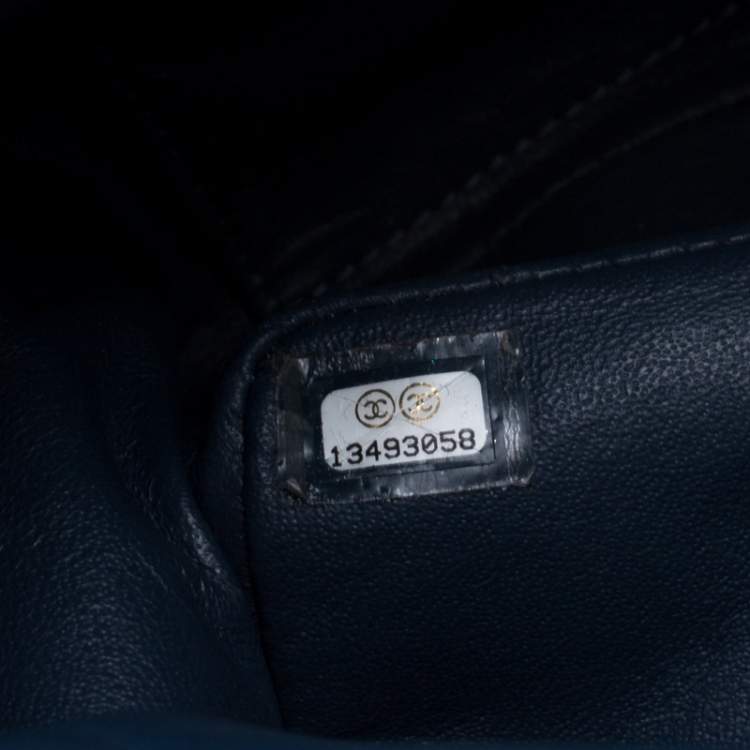 Pre Owned Chanel Blue Quilted Lambskin Leather Classic Maxi Single Flap Bag