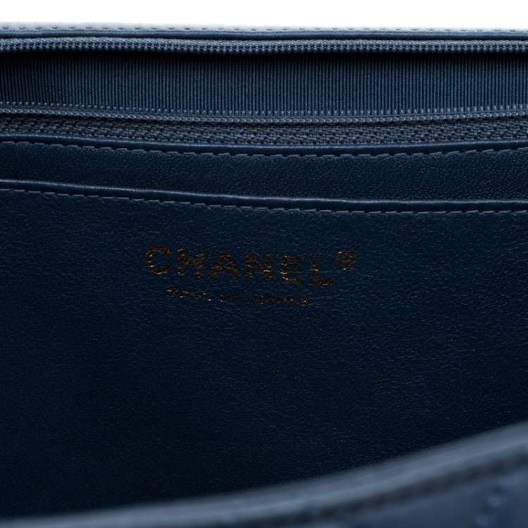 Pre Owned Chanel Blue Quilted Lambskin Leather Classic Maxi Single Flap Bag