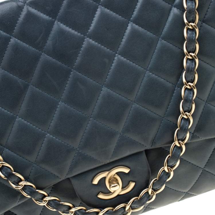Pre Owned Chanel Blue Quilted Lambskin Leather Classic Maxi Single Flap Bag
