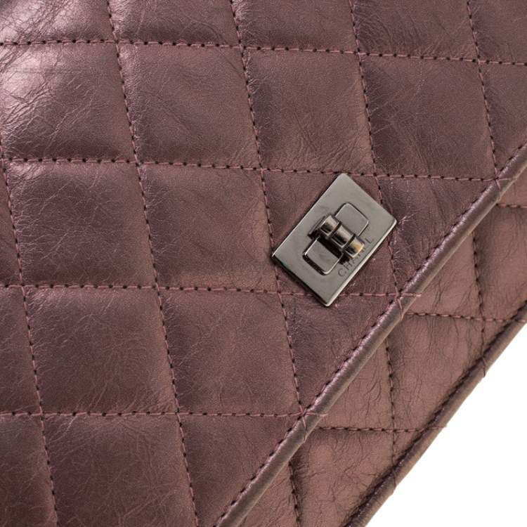 Pre Owned Chanel Metallic Pink Quilted Leather Reissue WOC Clutch Bag