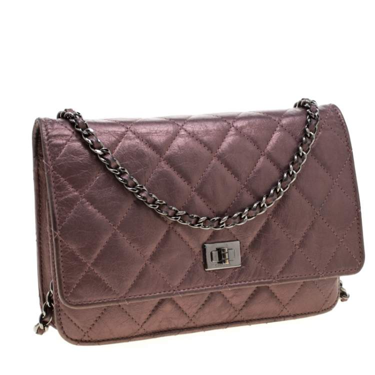 Pre Owned Chanel Metallic Pink Quilted Leather Reissue WOC Clutch Bag
