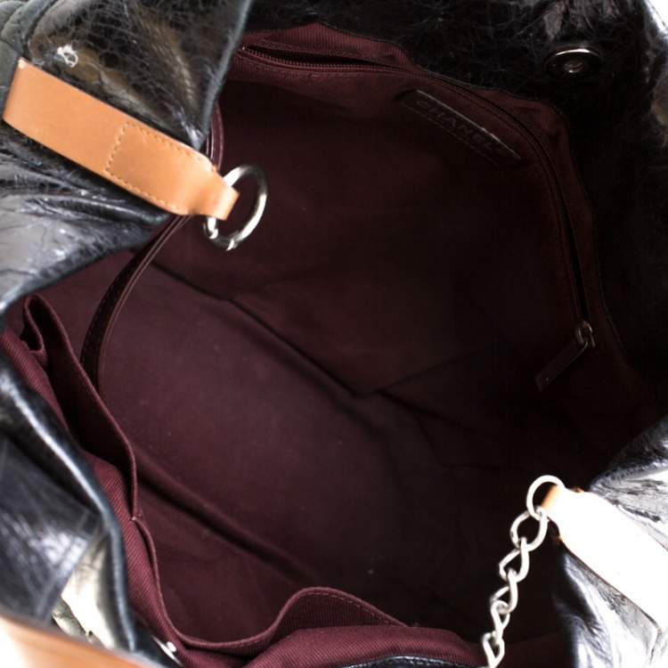 Pre Owned Chanel Olive Green/Black Quilted Leather Hobo