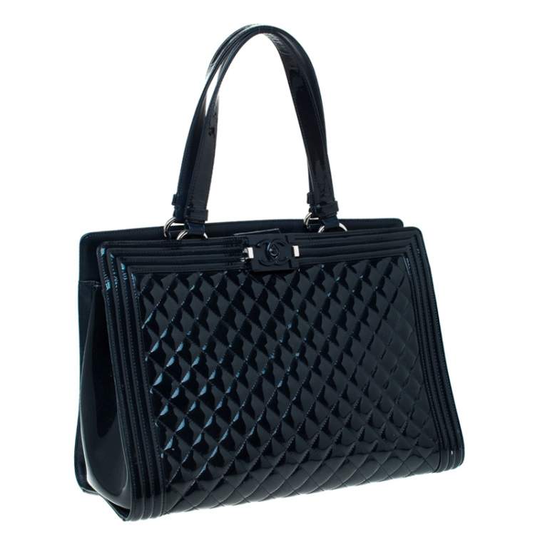 Pre Owned Chanel Navy Blue Quilted Leather Large Boy Shopper Tote