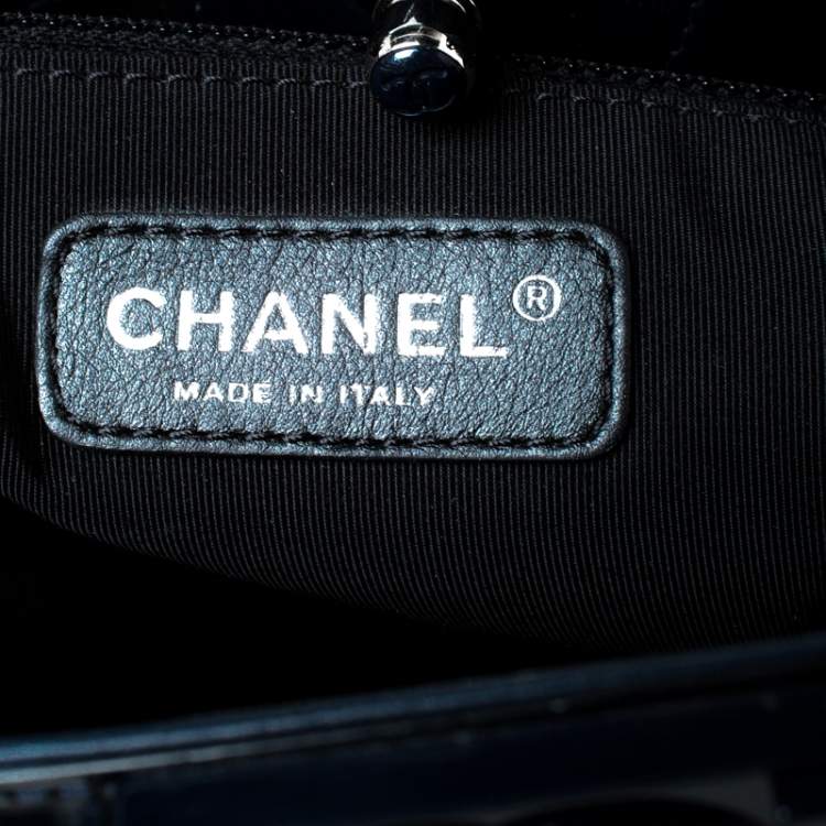 Pre Owned Chanel Navy Blue Quilted Leather Large Boy Shopper Tote