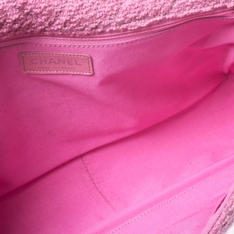 Pre Owned Chanel Pink/Black Quilted Tweed and Leather 2.55 Reissue Flap Bag