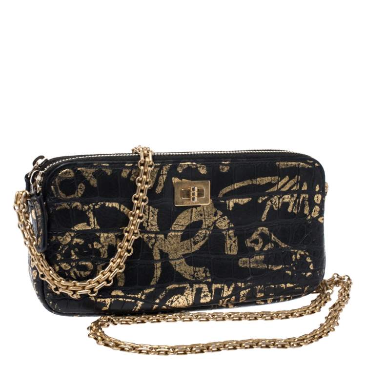 Pre Owned Chanel Black/Gold Croc Embossed Leather Graffiti Reissue WOC