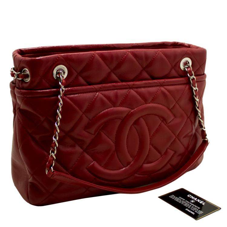 red quilted leather handbag