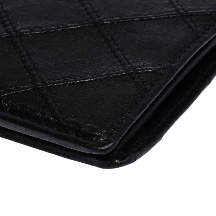 Pre Owned Chanel Black Quilted Leather Vintage Bifold Wallet