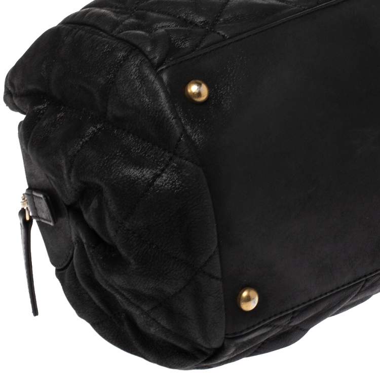 Pre Owned Chanel Black Quilted Iridescent Leather Chic Quilt Bag
